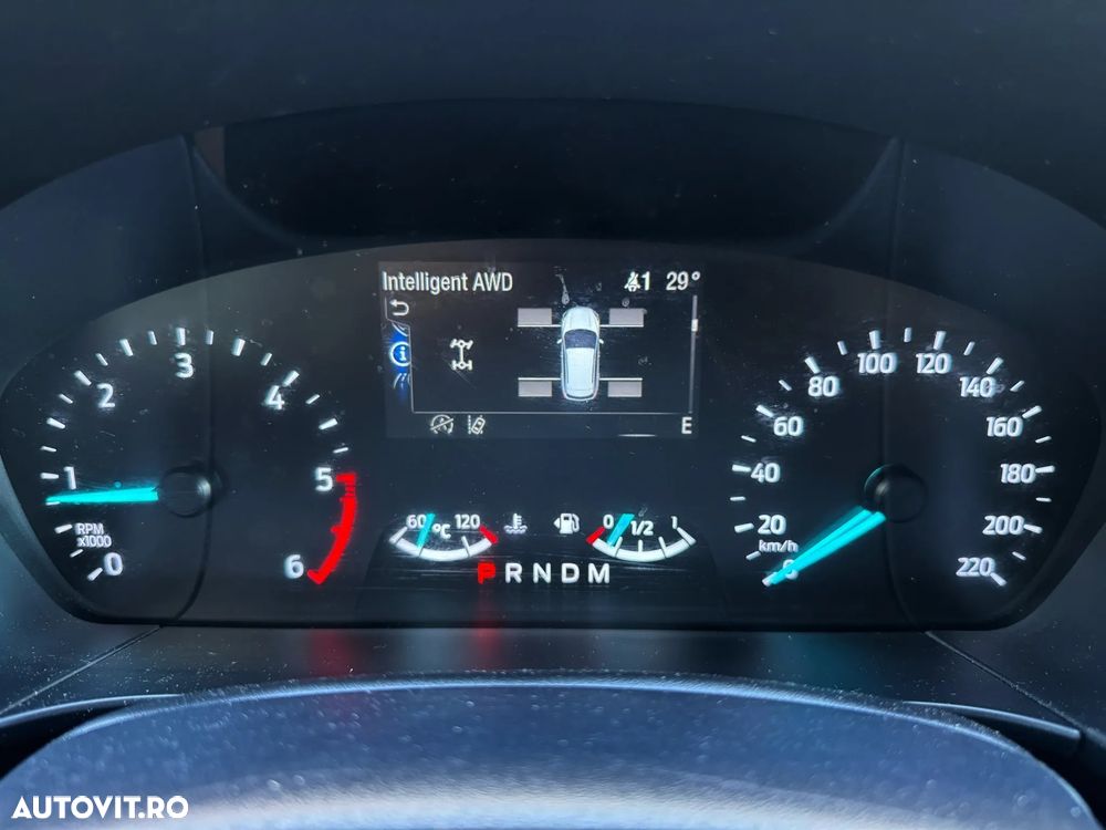 Ford Kuga 2.0 EcoBlue 4x4 Aut. TITANIUM - 17
