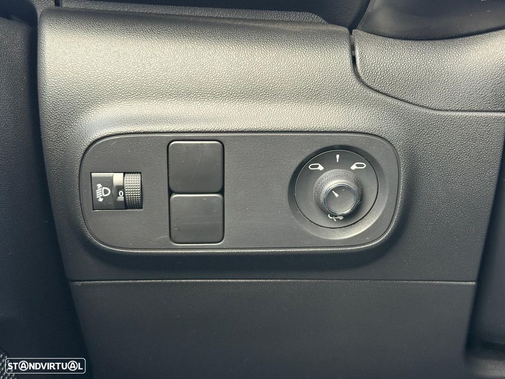 Citroën C3 1.2 PureTech Max EAT6 - 18