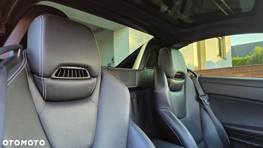 Mercedes-Benz SLC 300 9G-TRONIC - 16