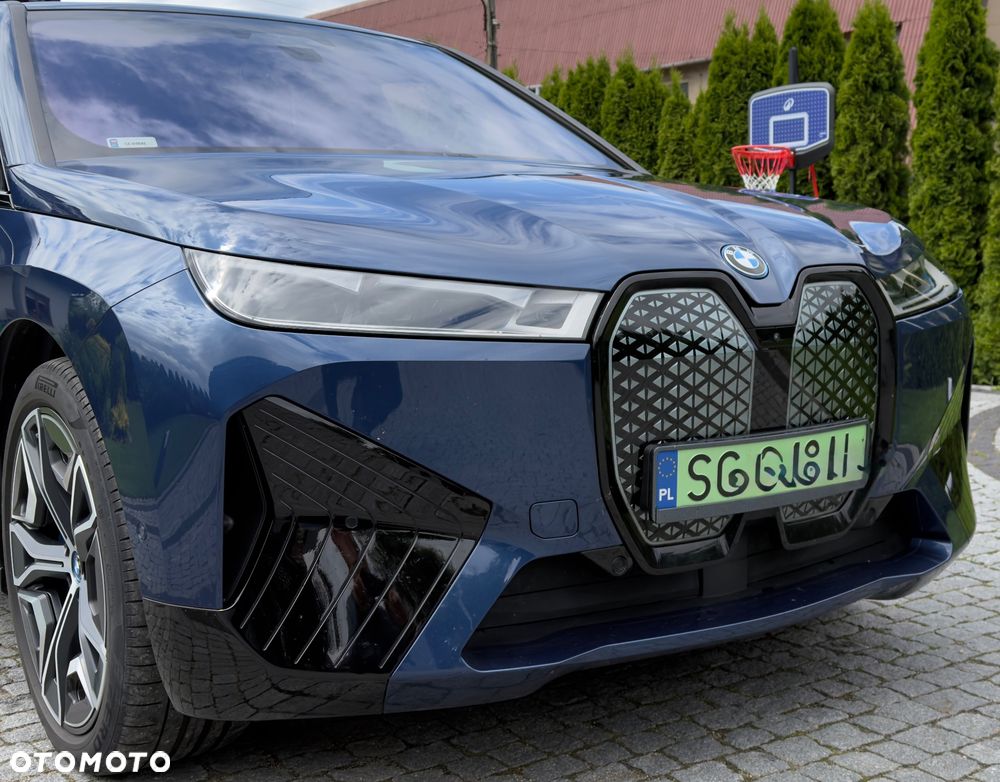 BMW iX xDrive50 111.5kWh Signature - 1