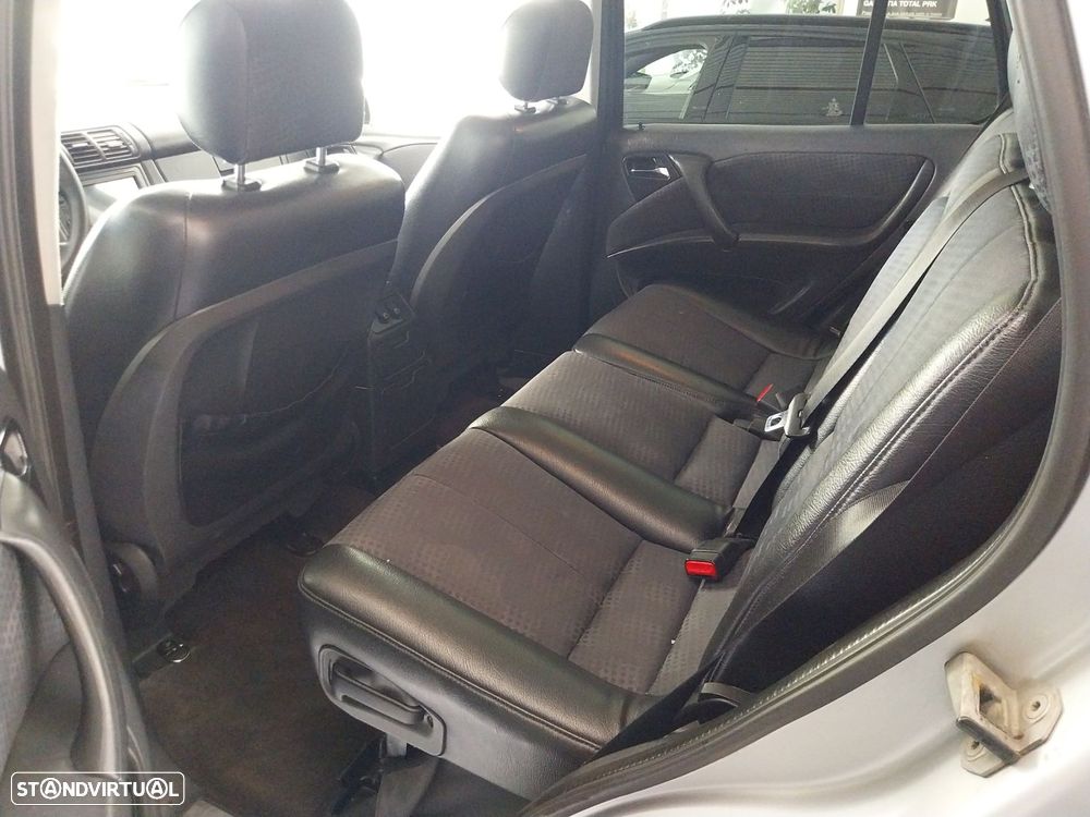 Mercedes-Benz ML 270 - 10