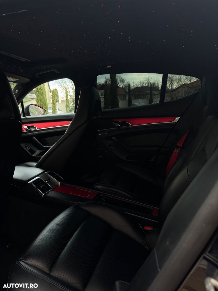Porsche Panamera - 19