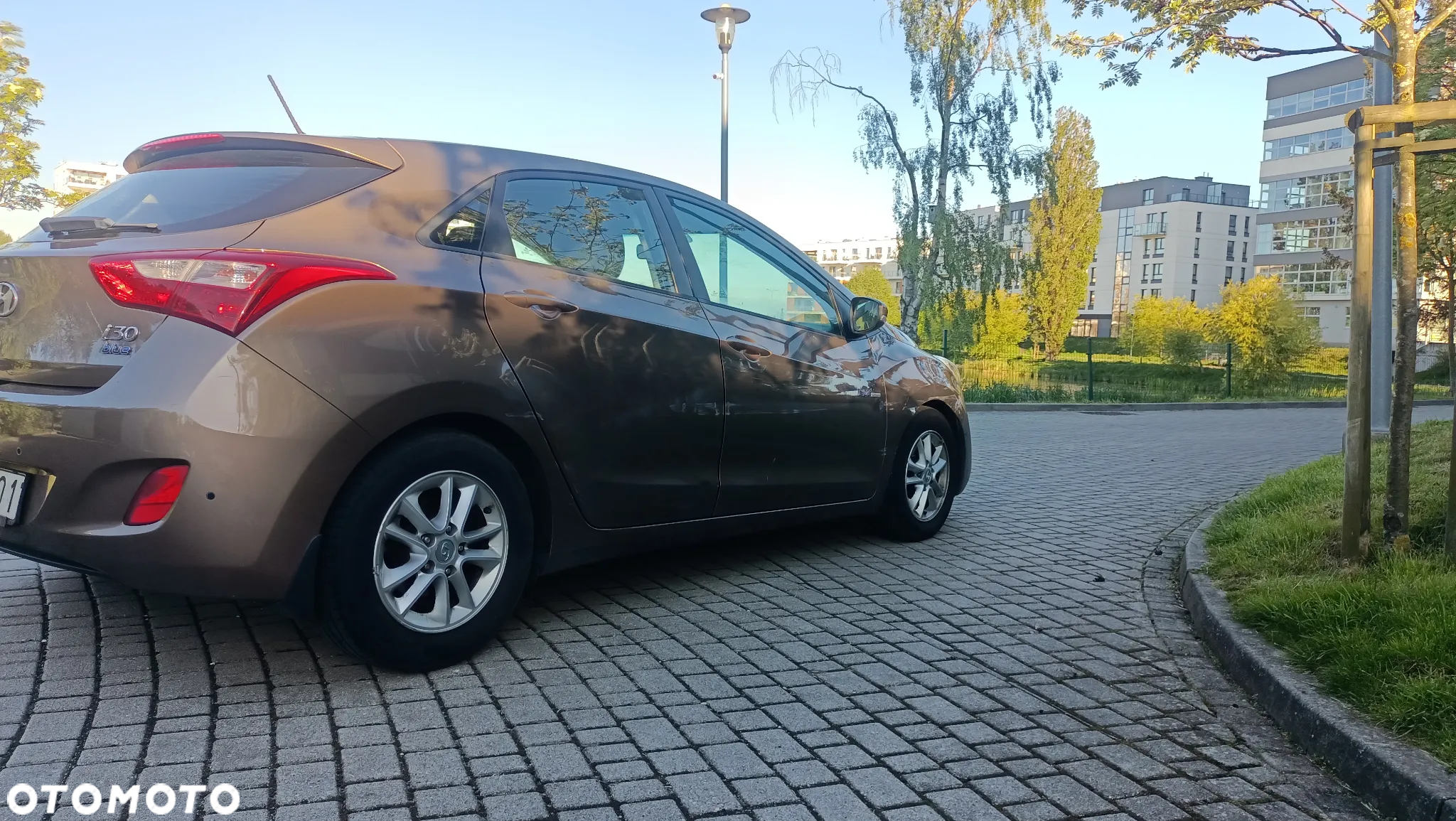 Hyundai i30 1.6 CRDi Premium - 4