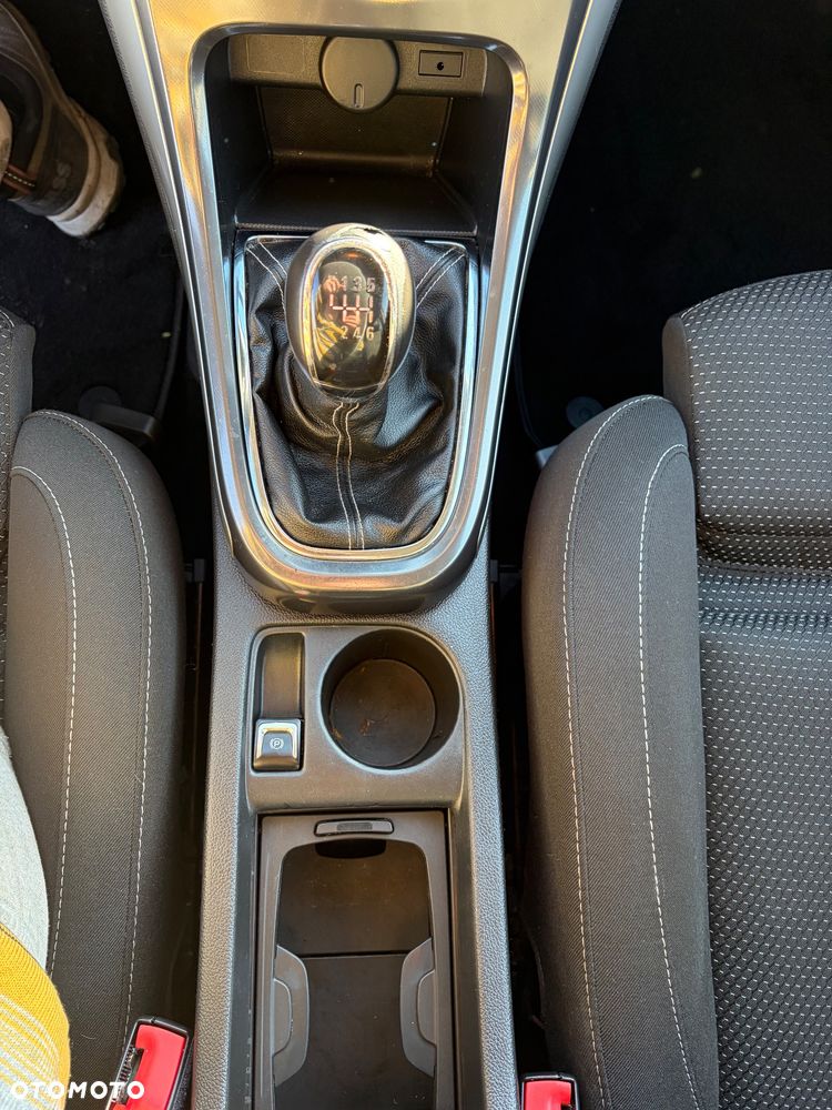 Opel Astra 1.4 T Sport S&S - 18