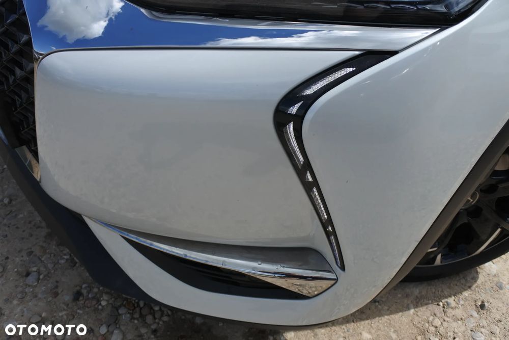 DS Automobiles DS 3 Crossback 1.2 PureTech Performance Line + - 6