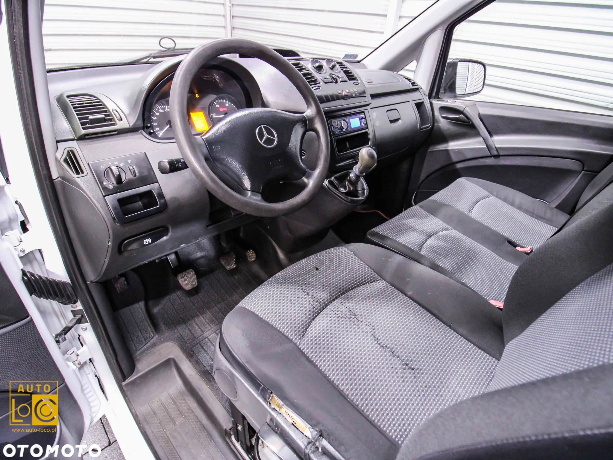 Mercedes-Benz VITO FURGON - 10