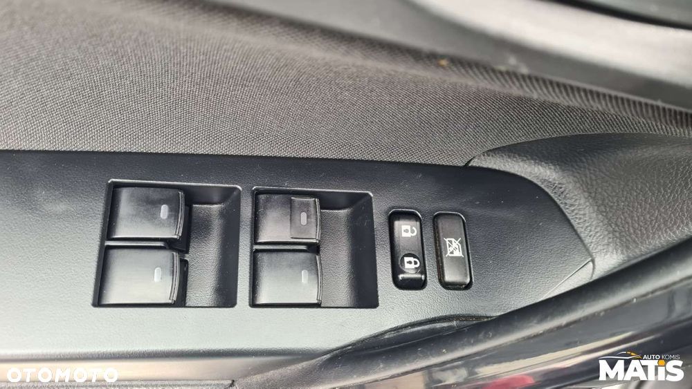 Toyota Auris - 25