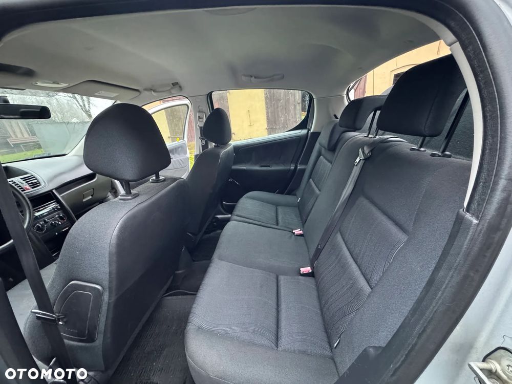 Peugeot 207 1.4 Presence - 11