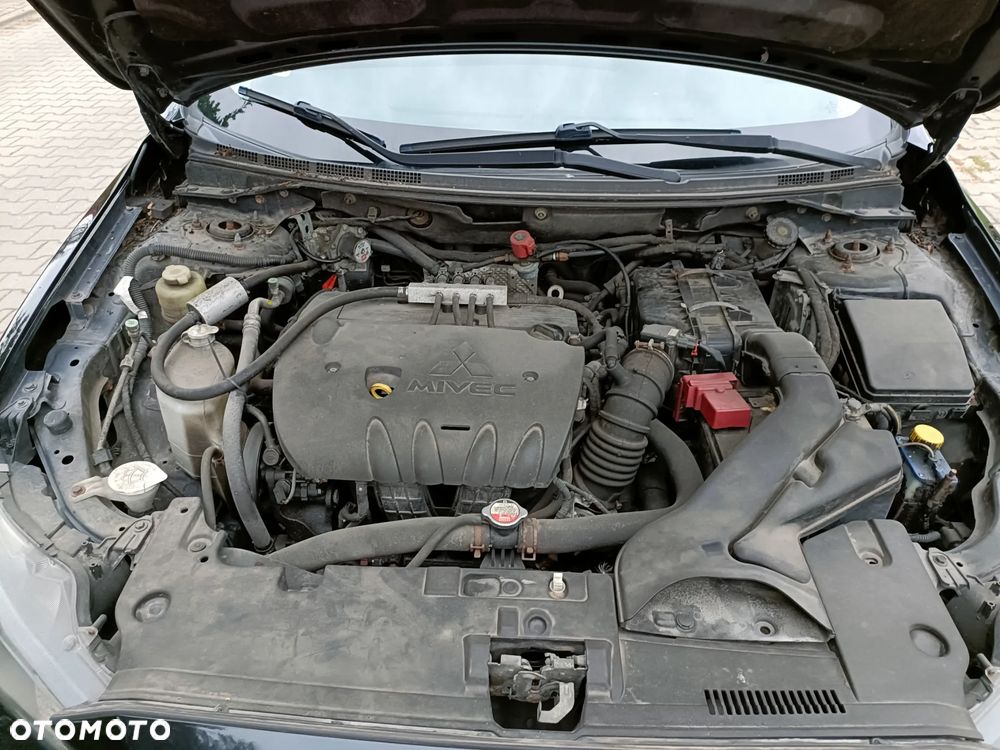 Mitsubishi Lancer - 21