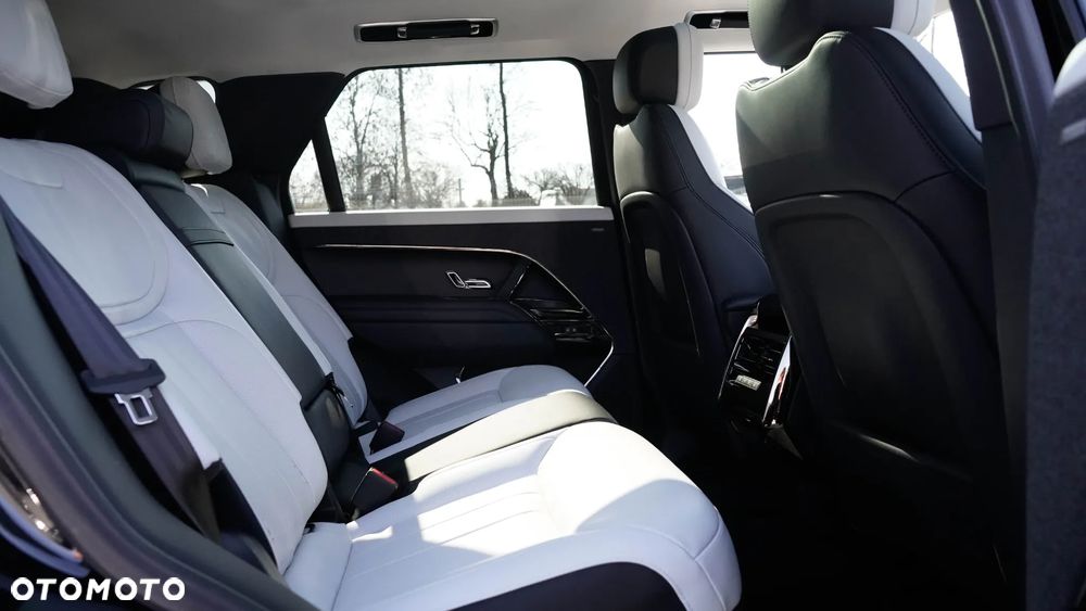 Land Rover Range Rover Sport S 3.0 D HSE Dynamic Stealth - 29