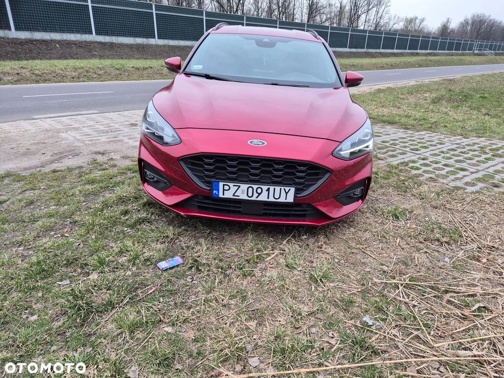Ford Focus 1.0 EcoBoost ST-Line Business - 11