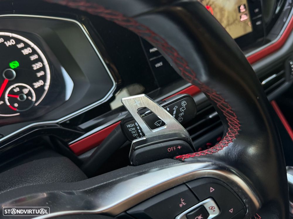 VW Polo 2.0 TSI GTI DSG - 39