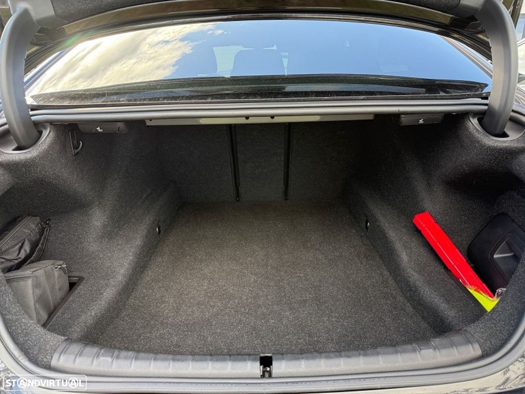 BMW 520 d Pack Desportivo M Auto - 13
