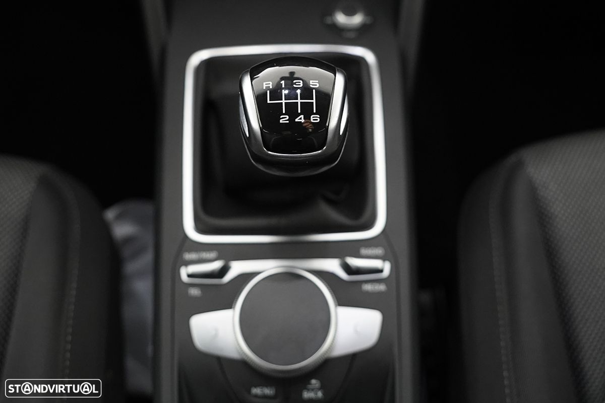 Audi Q2 30 TFSI S line - 12