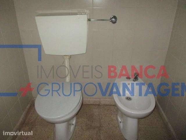 Loja com 95 m² em Samora Correia - Grande imagem: 4/4