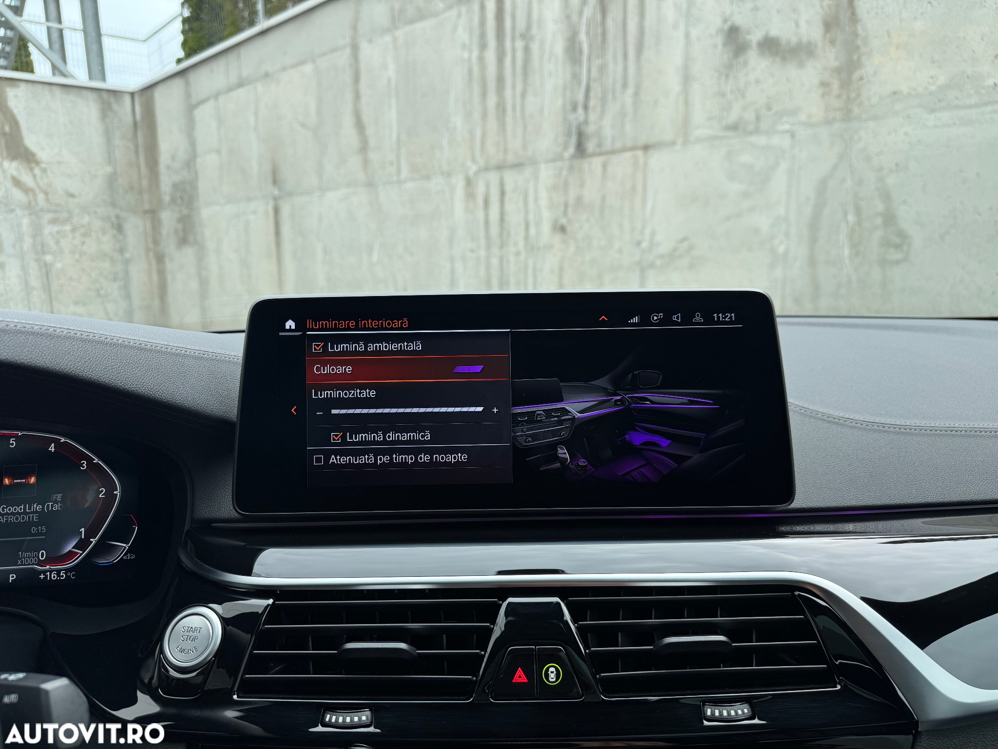 BMW Seria 5 530d xDrive AT MHEV - 34