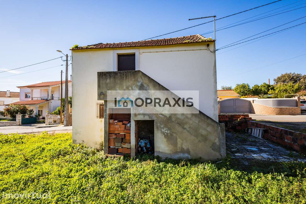 Moradia para reabilitação e terreno em Pedreiras, Porto de Mós - Grande imagem: 3/19