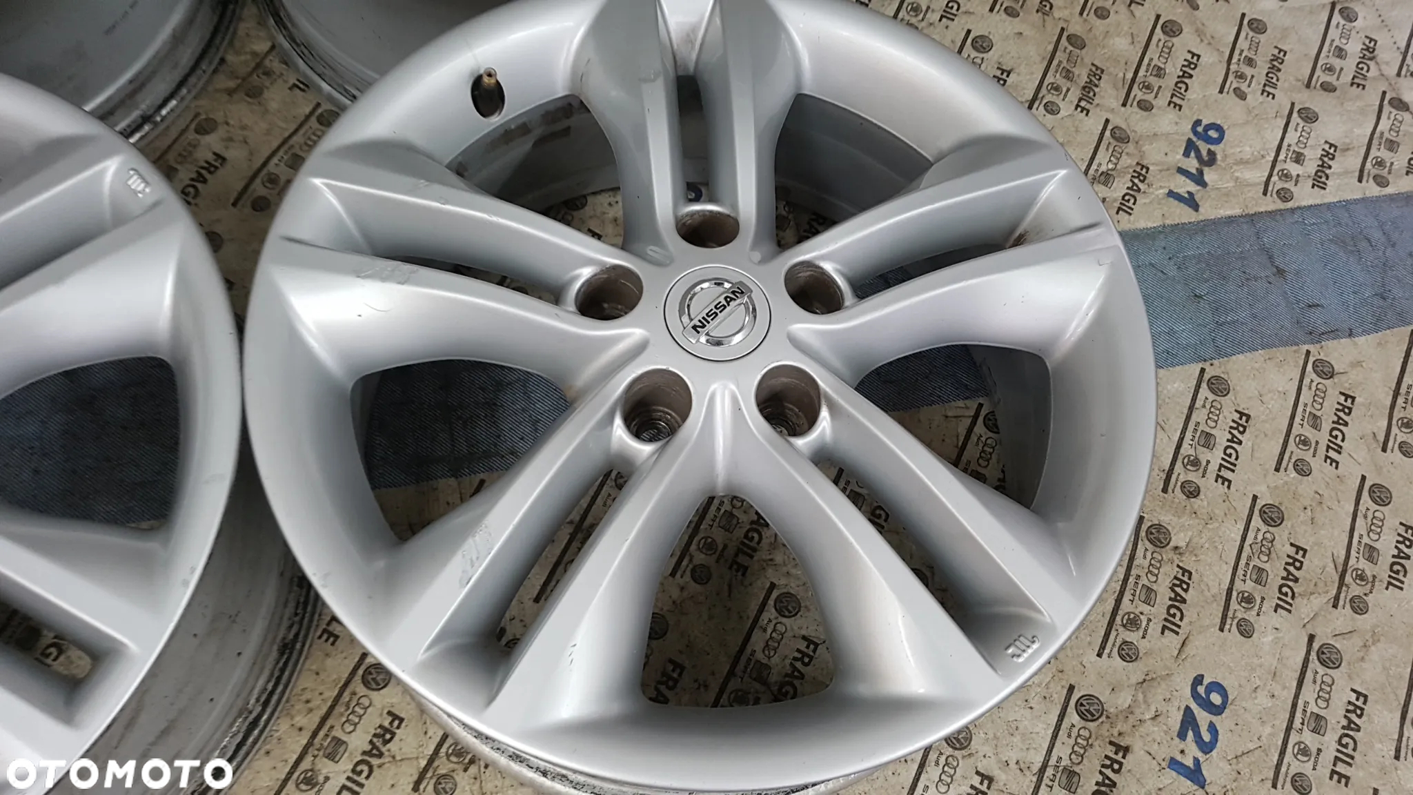 FELGI ALU  ORYGINAŁ NISSAN JUK QASHQAI 5X114,3 6.5JX17 ET40 - 8