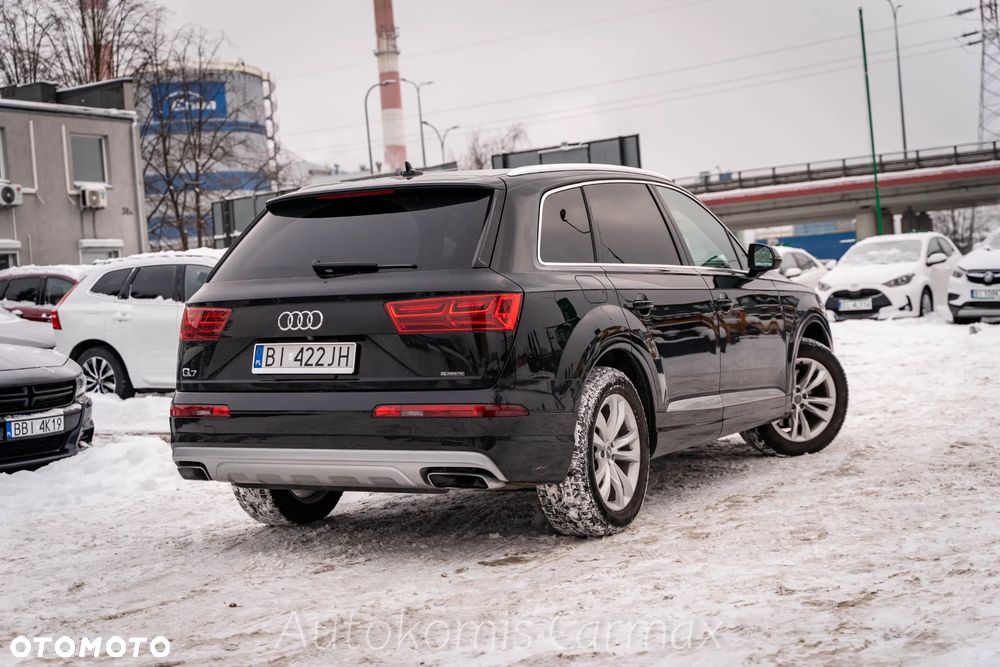 Audi Q7 - 7