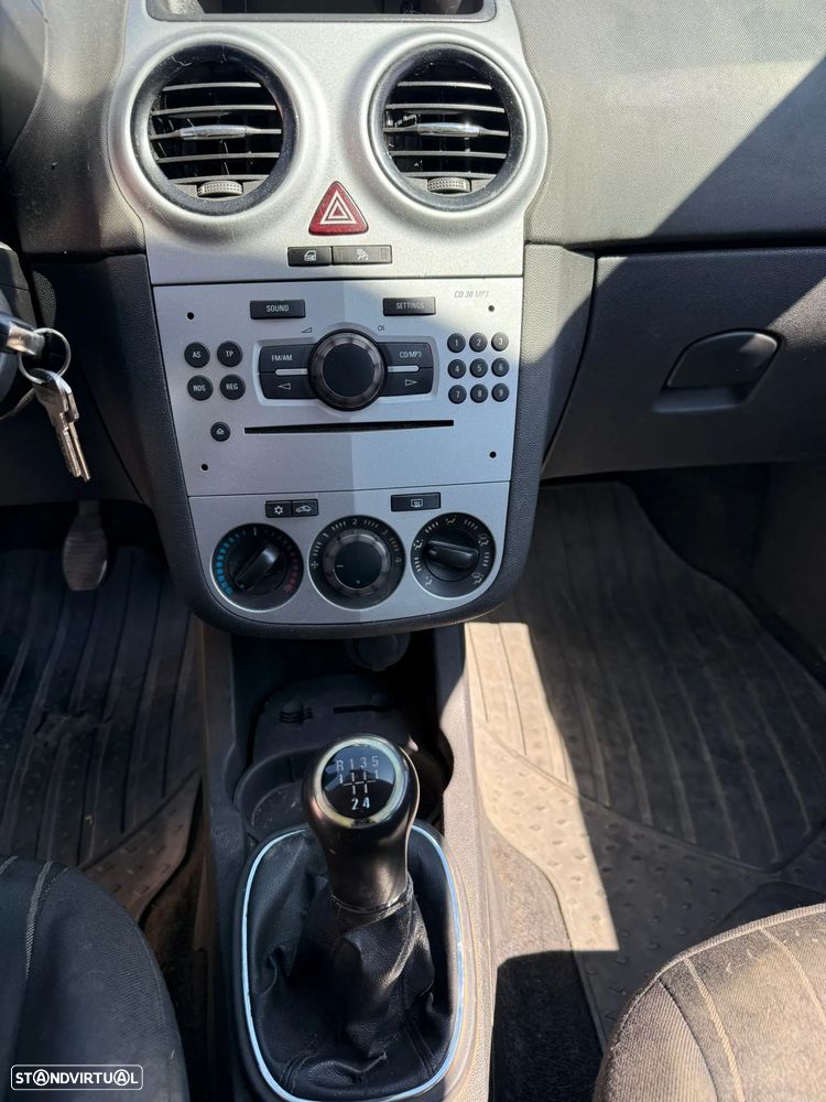 Opel Corsa 1.3 CDTi Enjoy EcoFLEX - 16