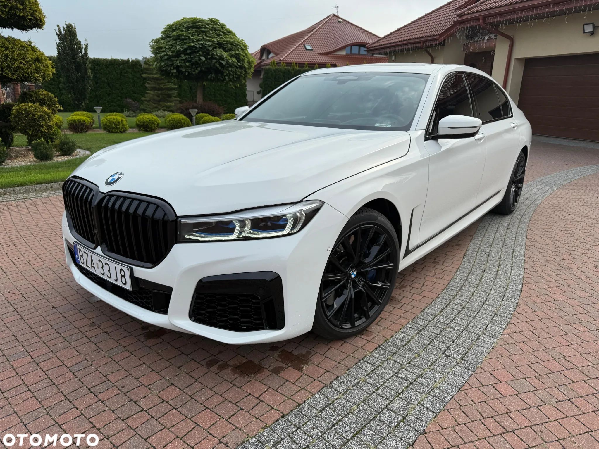 BMW Seria 7 750Li xDrive sport - 1