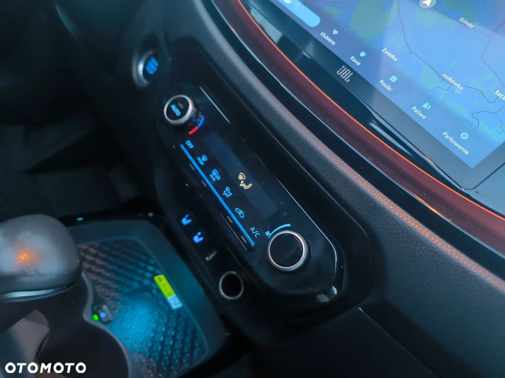 Toyota Aygo X S-CVT Air JBL - 23