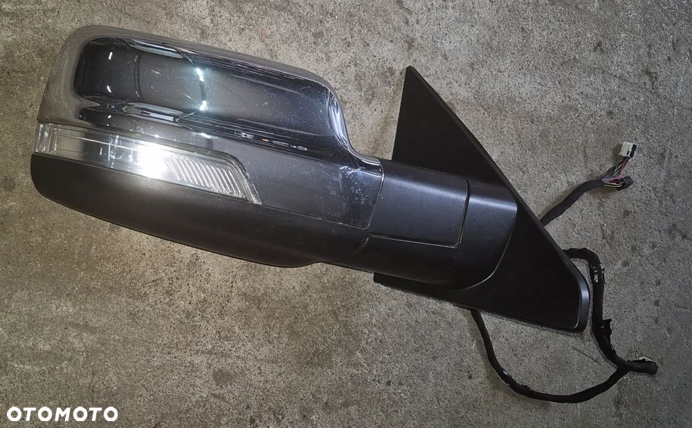 Lusterko Zewnętrzne Prawe CHROM 17 PIN Asystent Grzane Dodge RAM V 5 1500 2019- - 1