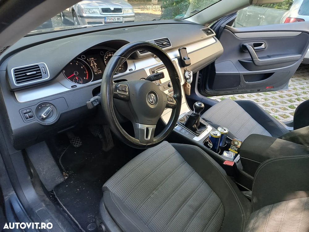Volkswagen Passat - 5