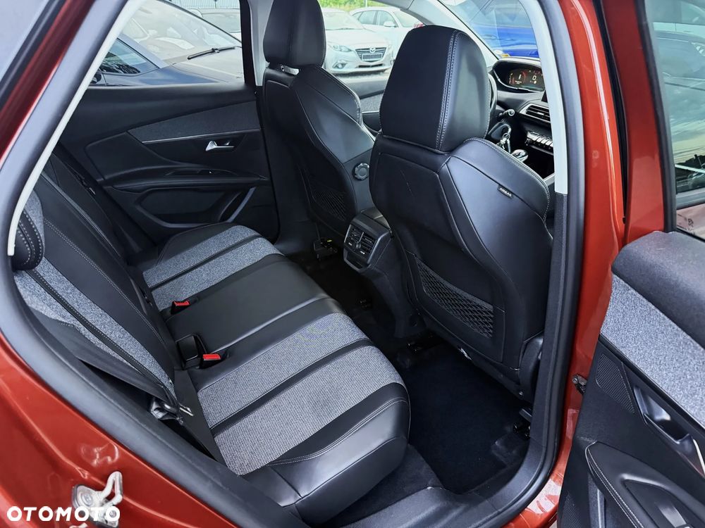 Peugeot 3008 BlueHDi 130 Stop & Start Allure Business-Paket - 11