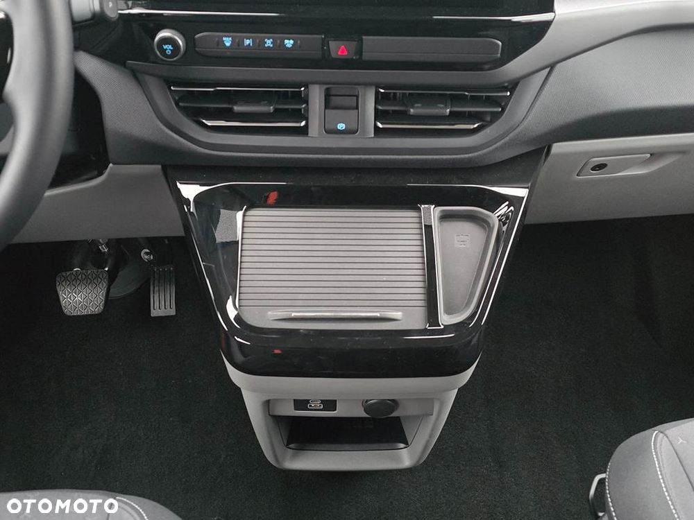 Ford Tourneo Custom 2.0 EcoBlue 320 L2 Titanium - 21
