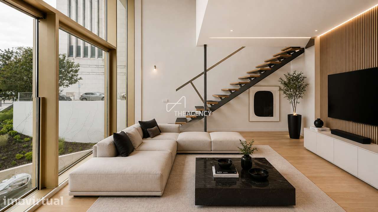 Duplex T1+1 com Espaço Exterior em Localização Premium em Lisboa - Grande imagem: 2/34