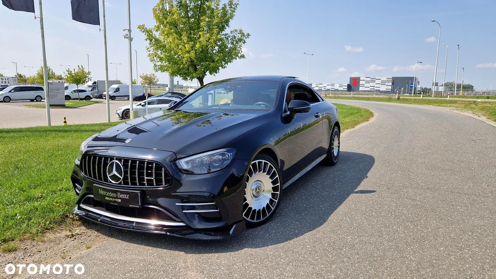 Mercedes-Benz Klasa E 220 d Coupe 4-Matic AMG - 17