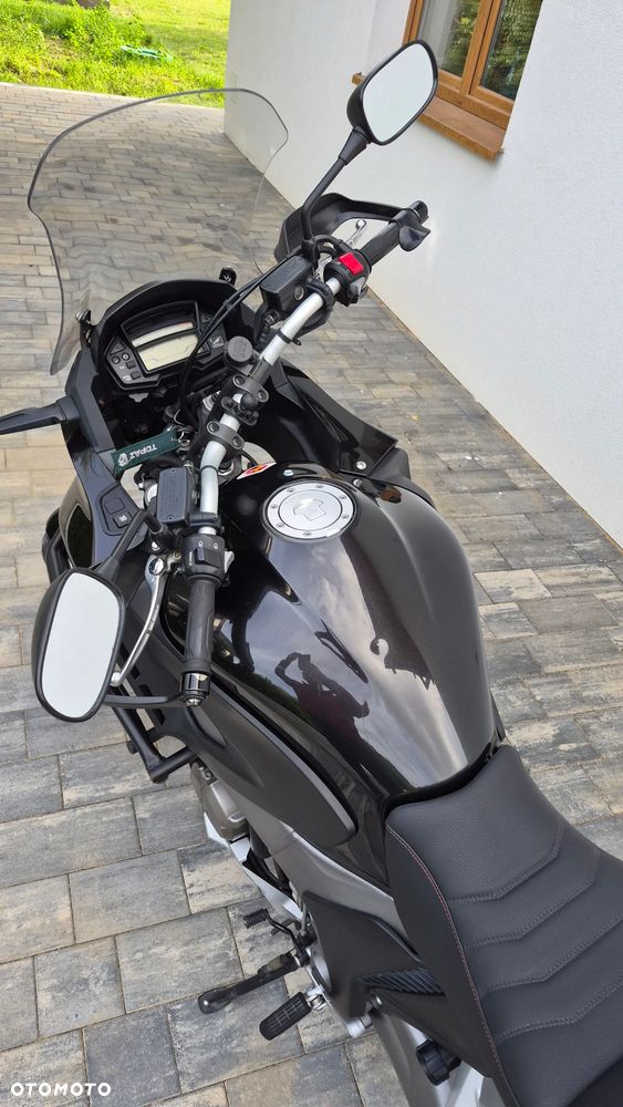 Honda VFR - 3