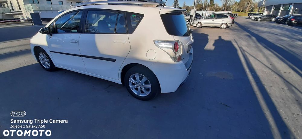 Toyota Verso 1.8 Premium 7os MS - 14