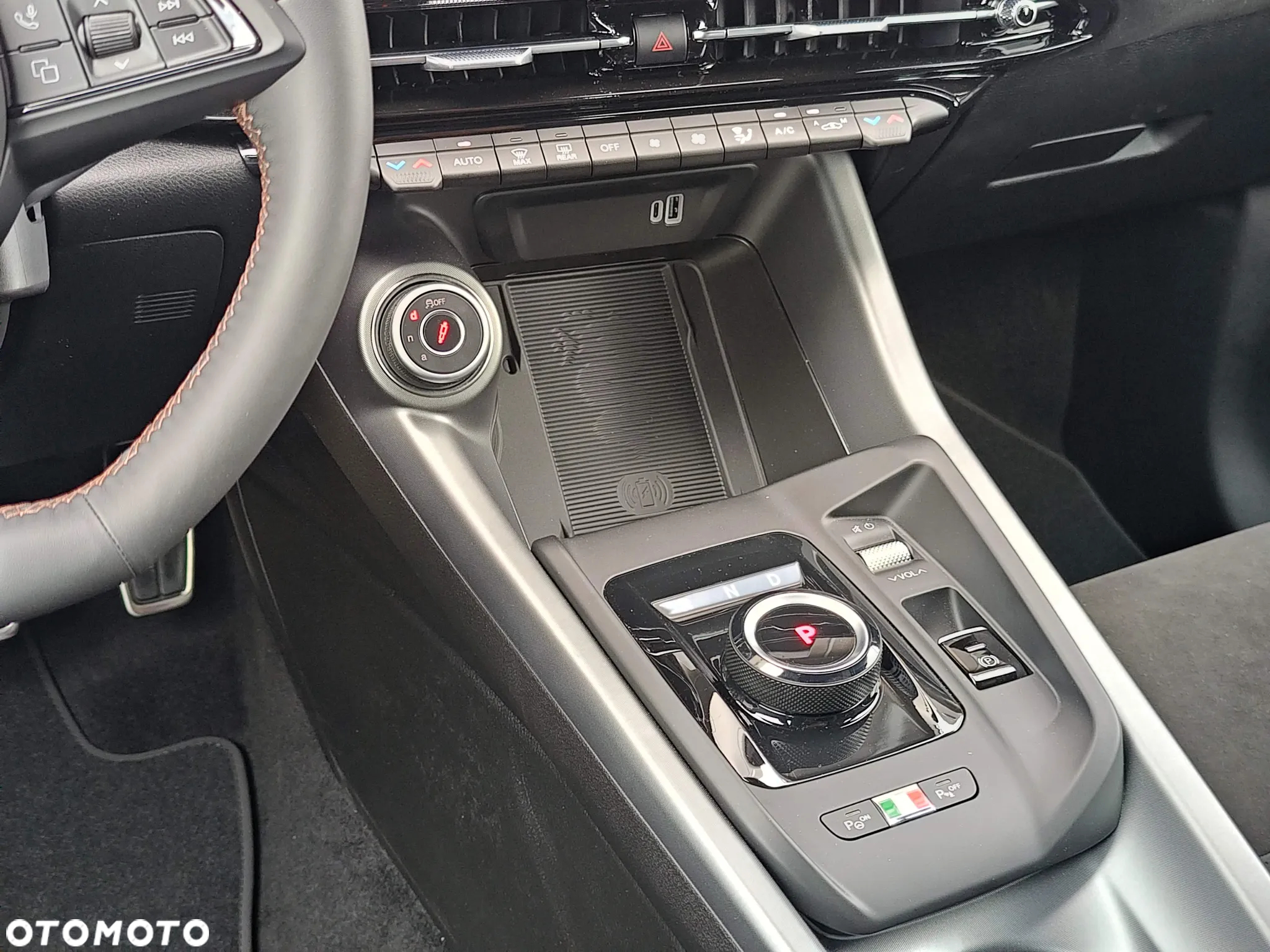 Alfa Romeo Tonale 1.5 T4 GSE mHEV Intensa DCT - 17