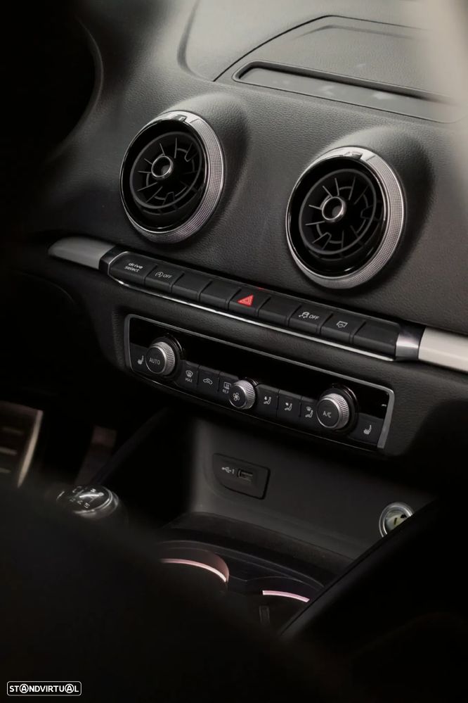 Audi A3 Limousine 30 TFSI S-line - 10