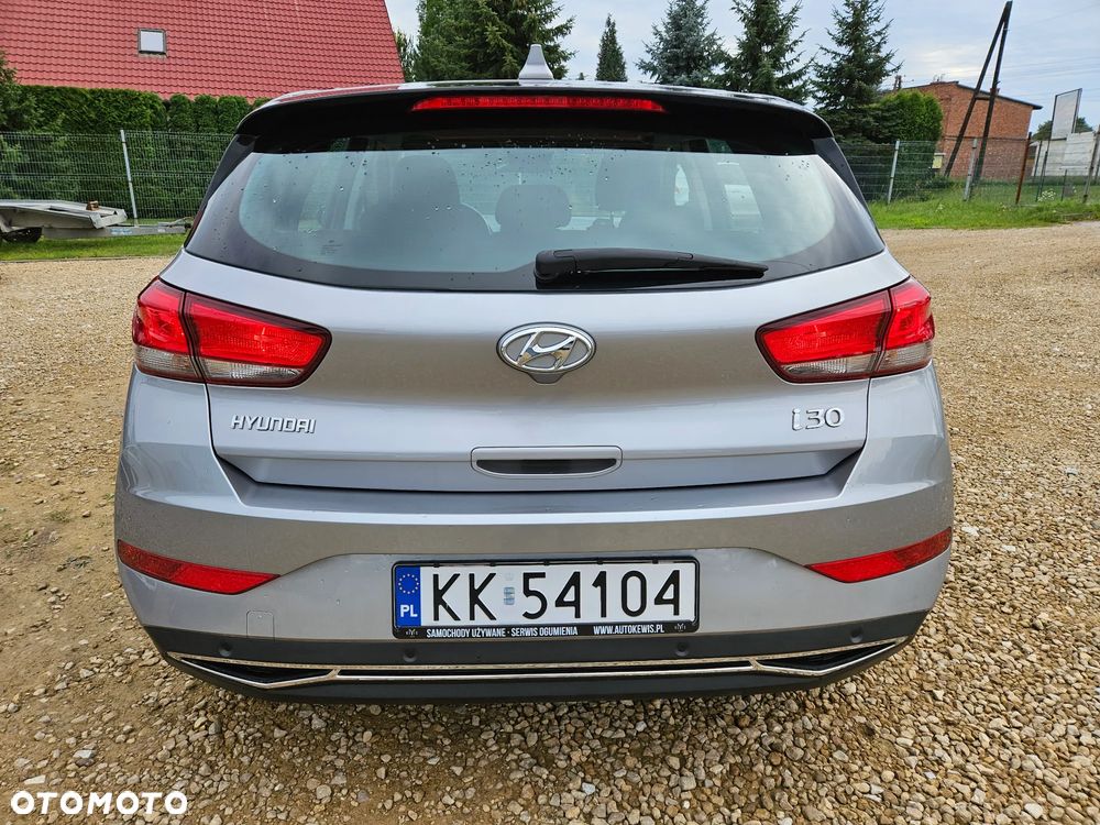 Hyundai i30 1.5 DPI Modern - 16