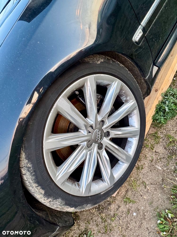 Audi A8 4.2 Quattro Langversion - 10
