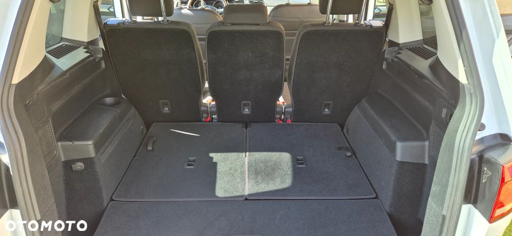 Volkswagen Touran 1.6 TDI BMT SCR Comfortline - 4