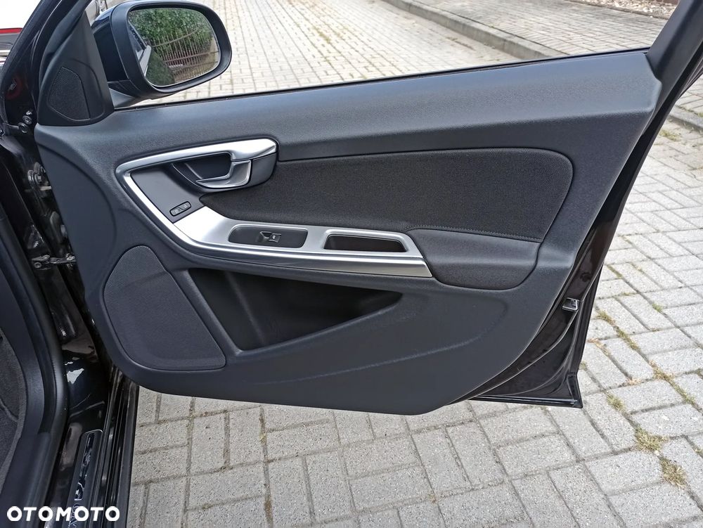 Volvo S60 D3 - 38