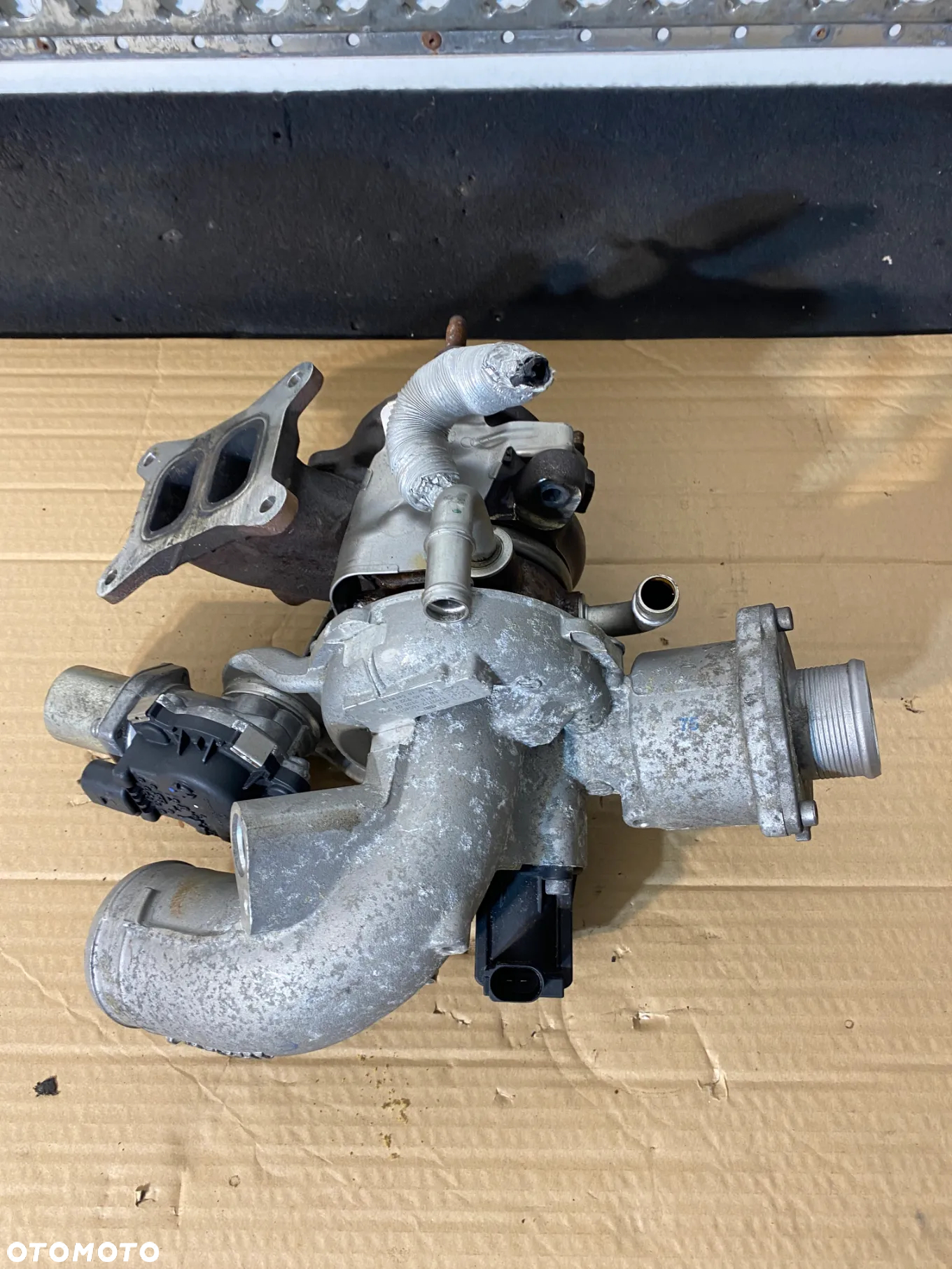 TURBOSPRĘŻARKA TURBINA 2.0TFSI  PORSCHE AUDI A4 A5 A6 A7 VW TOUAREG 06L145722D - 2