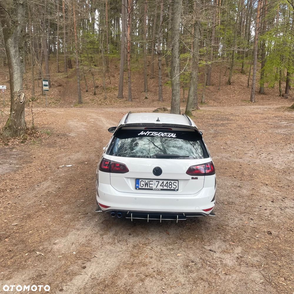 Volkswagen Golf 2.0 TDI BMT Highline DSG - 10
