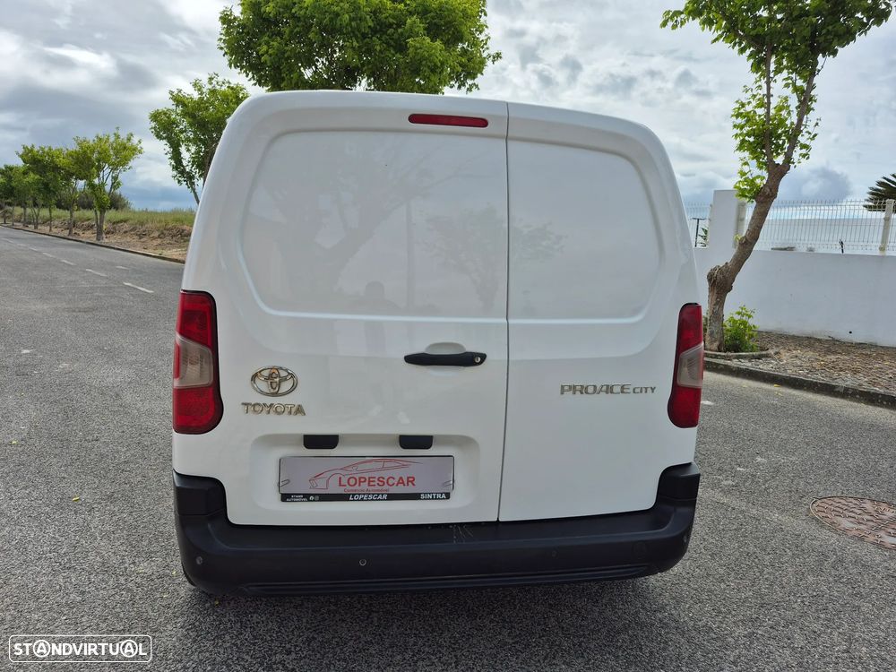 Toyota Proace City - 2020 | GARANTIA | 3 LUG. - 3