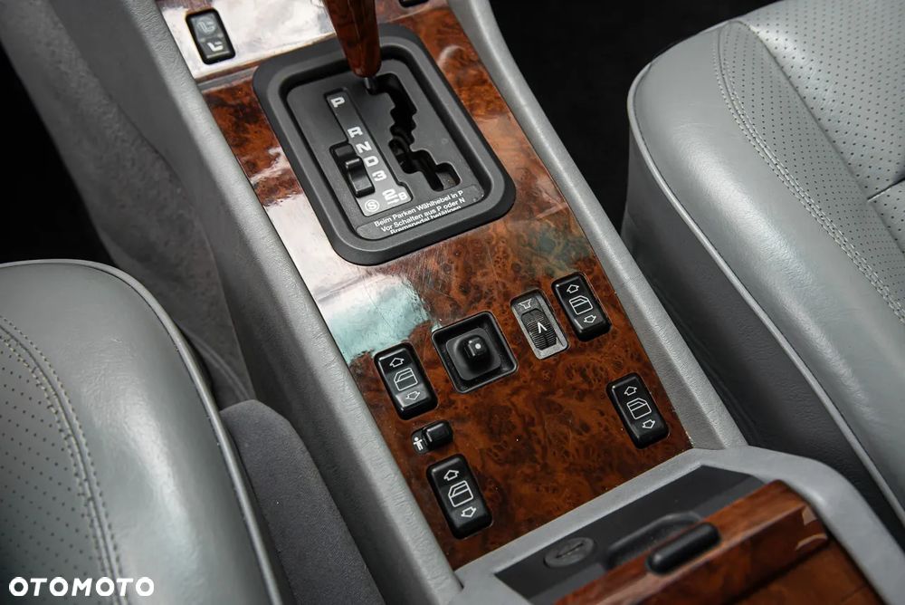Mercedes-Benz W124 (1984-1993) - 18