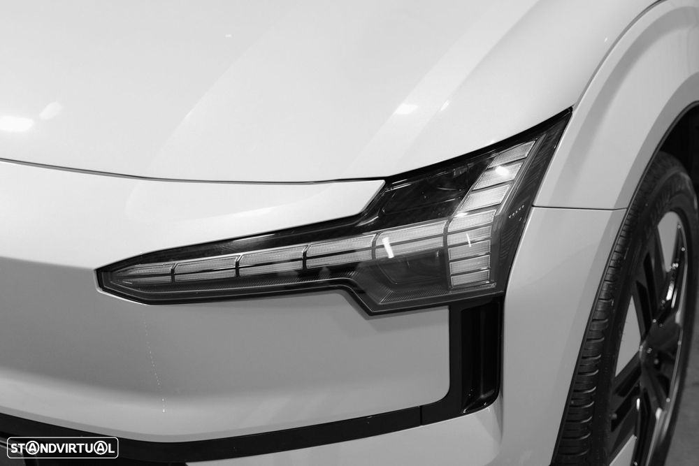 Volvo EX30 69 kWh Single Motor Extended Range Core - 24