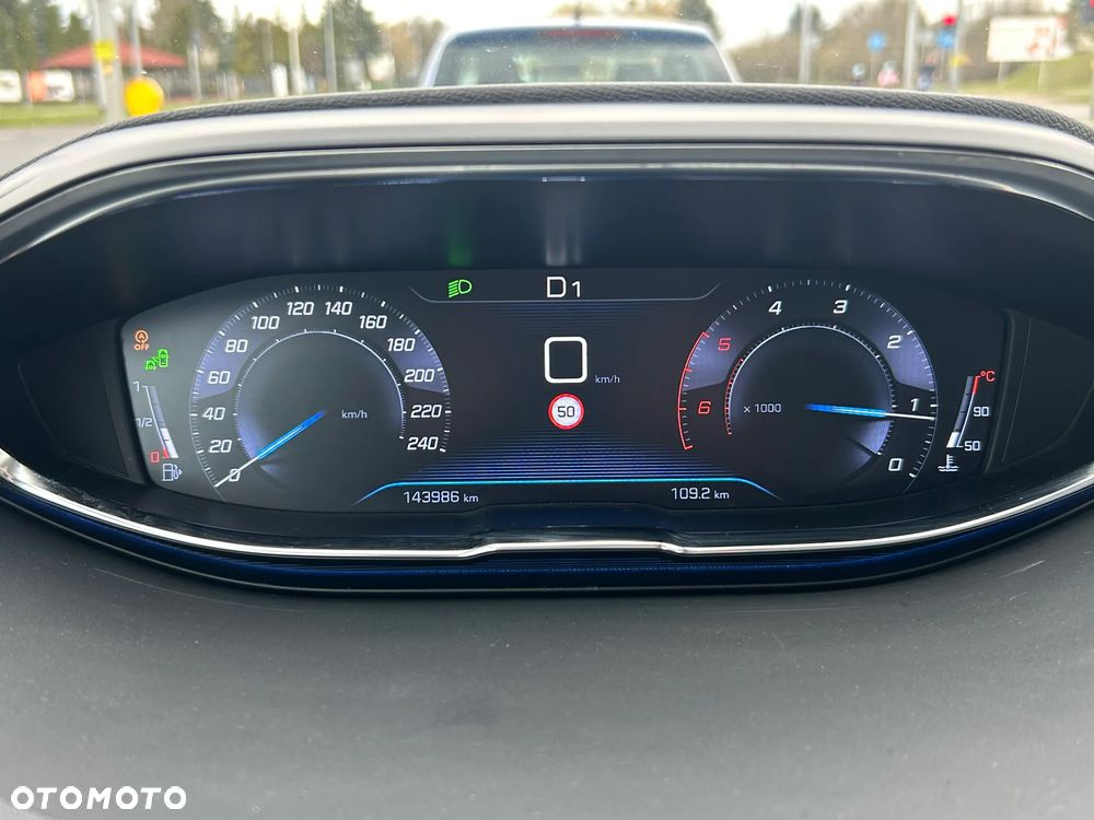 Peugeot 3008 BlueHDi 130 Stop & Start EAT8 Active - 11