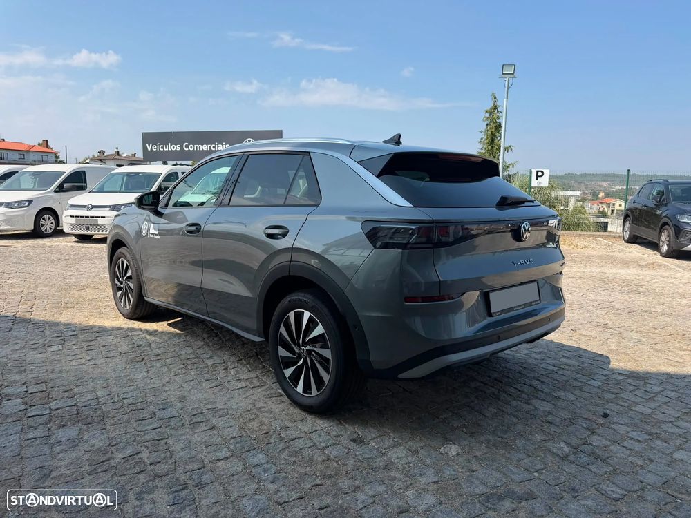 VW T-Roc 1.5 eTSI Style DSG - 6
