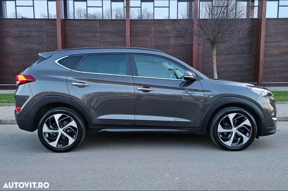 Hyundai Tucson 2.0 CRDI 4WD Automatik Premium - 4