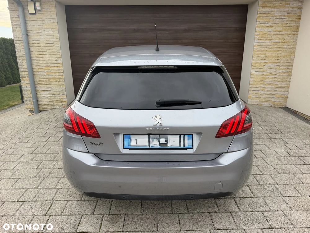 Peugeot 308 - 6