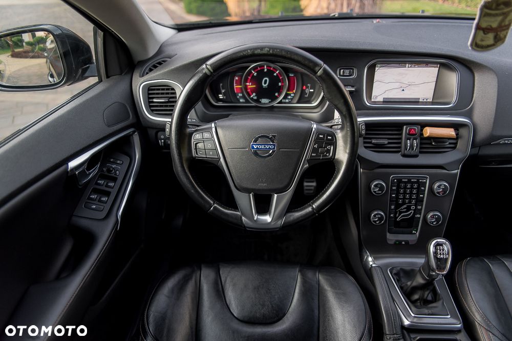 Volvo V40 Cross Country D3 - 27